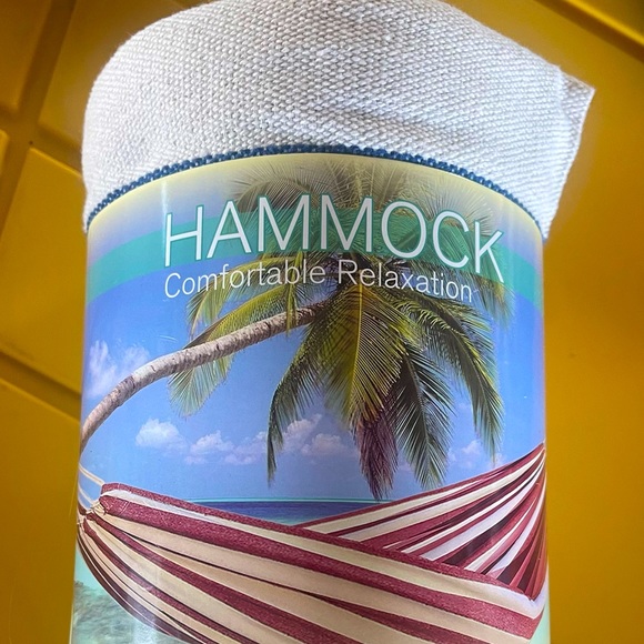 Hammock - Picture 1 of 3